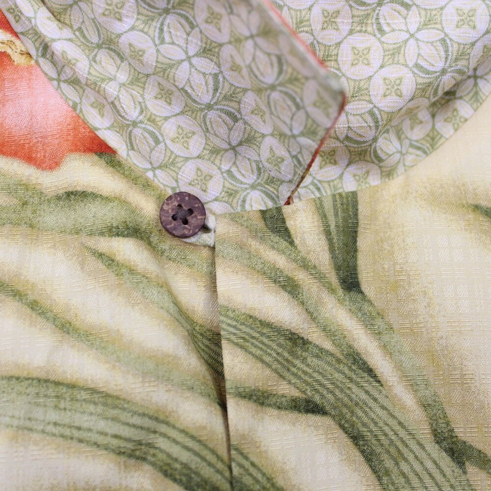 Tommy Bahama‎ Camp Shirt Adult XL Loop Collar Yellow Floral Silk S/S Button Up - Picture 8 of 12